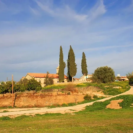 Traditional House 20km From Nicosia * Pera